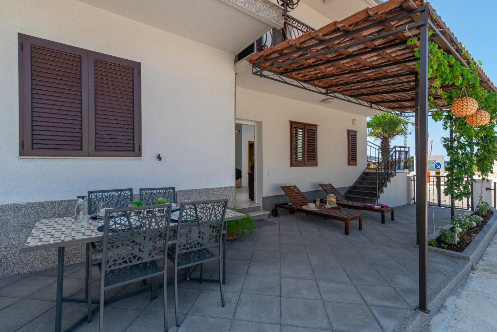 Apartman Karmen Trogir Exterior photo